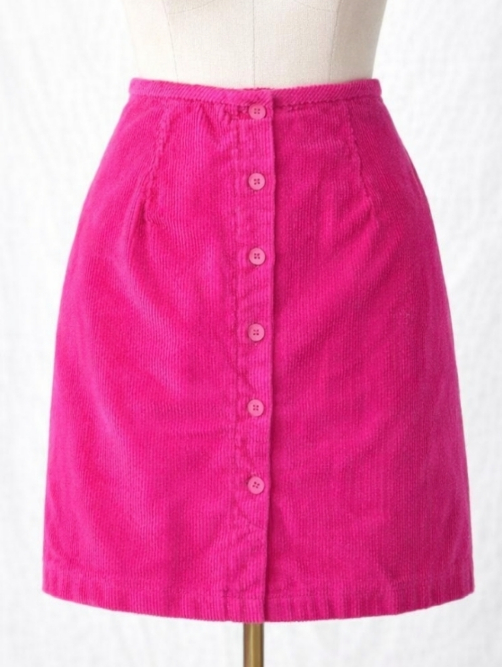 Vintage CHAUS Barbie Pink Corduroy Skirt Button Front Fuchsia Petite 10